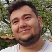 Etudiant en journalisme propose des cours de soutien pou tout niveau de primaire à lycée